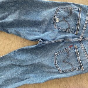 Womens Levis ribcage jeans. Size 26